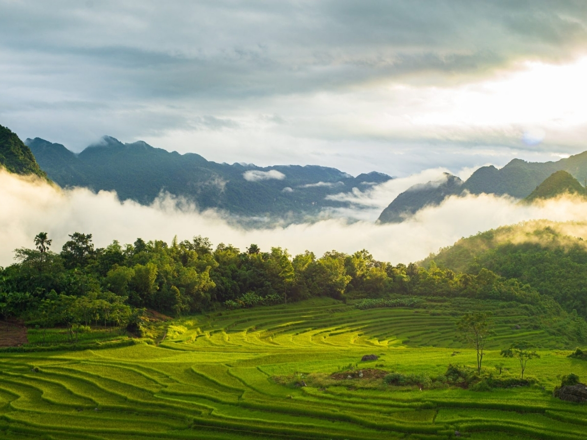 Pù Luông với hình ảnh ruộng bậc thang đặc trưng