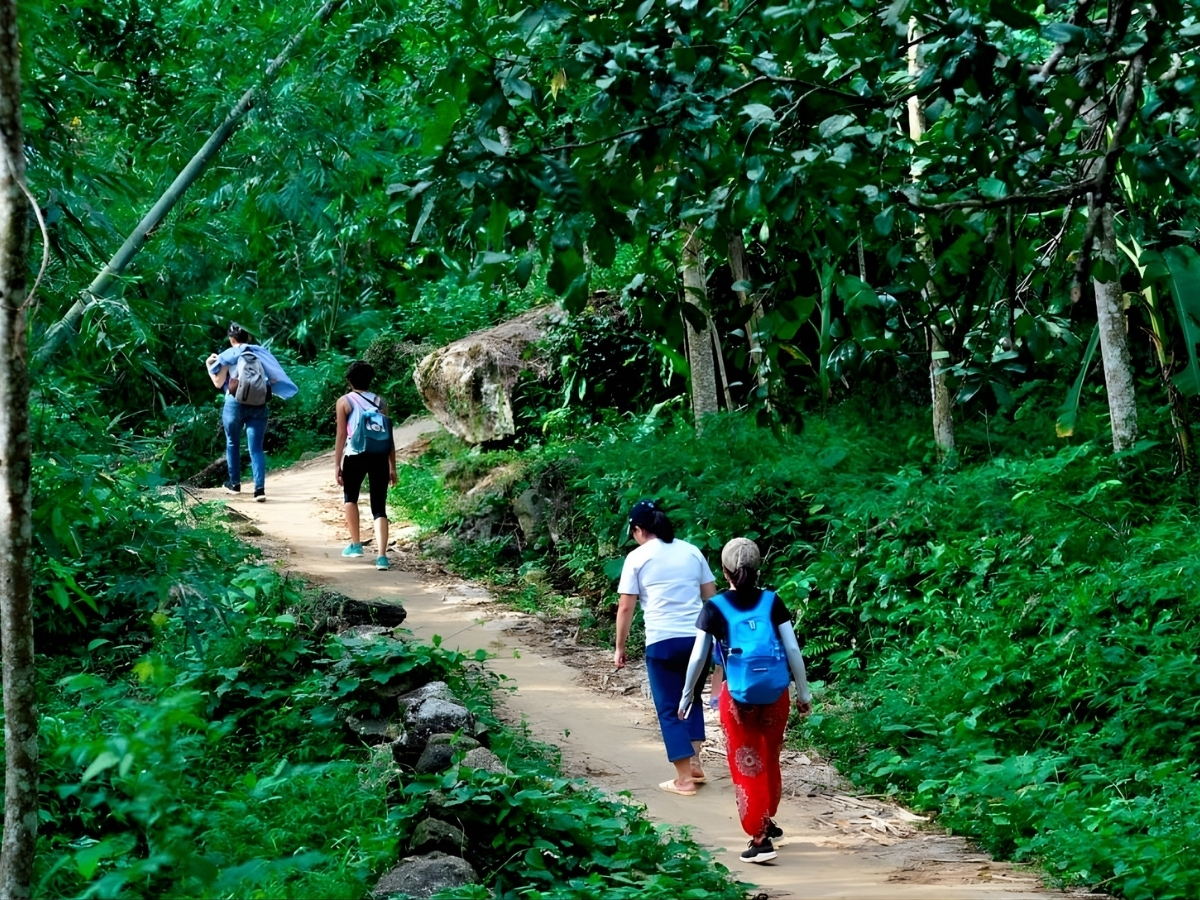 Pù Luông thu hút du khách nhờ khung cảnh thiên nhiên.