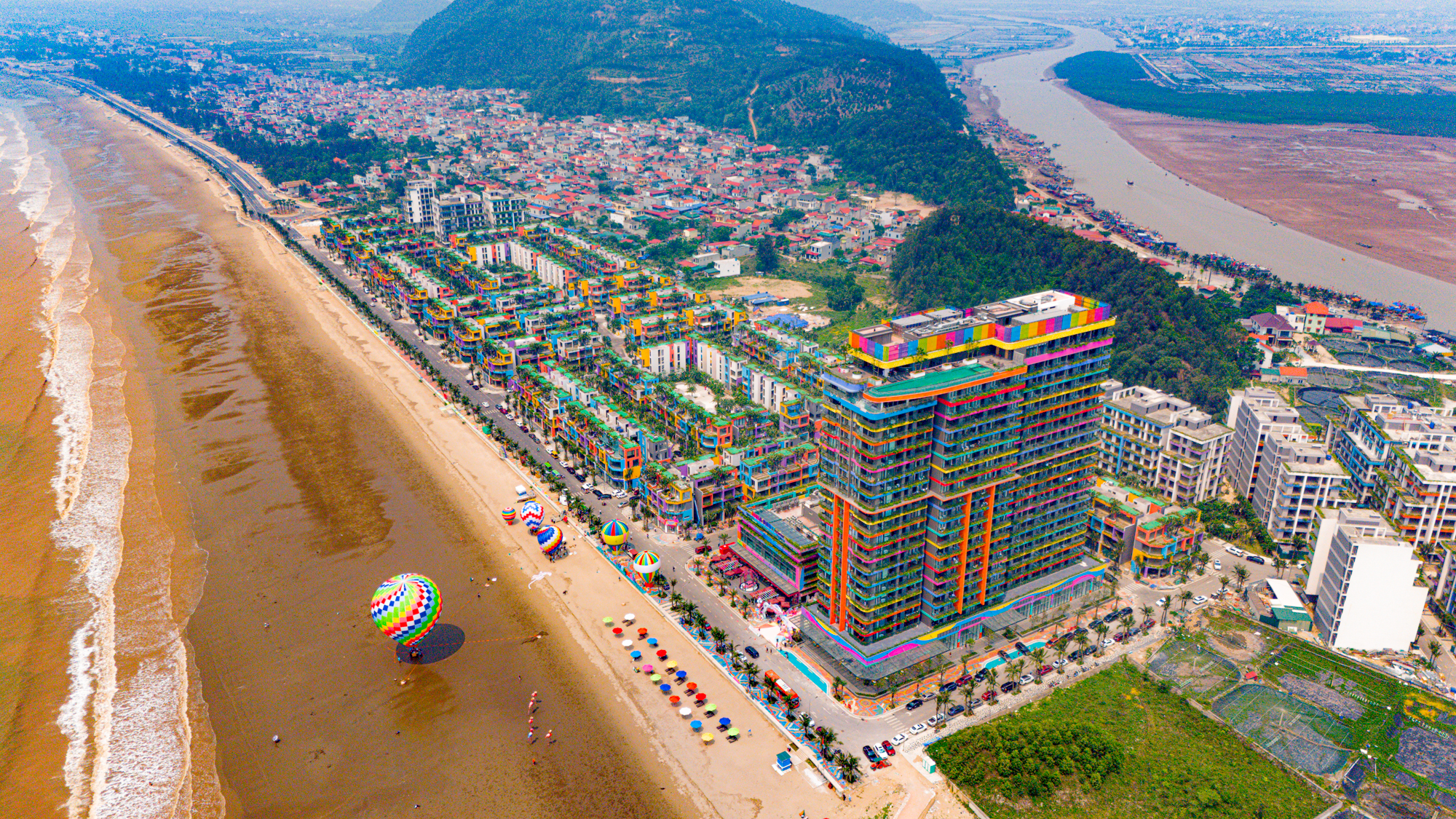 Vùng biển hoang sơ bỗng nay đã thành nơi nghỉ dưỡng cao cấp