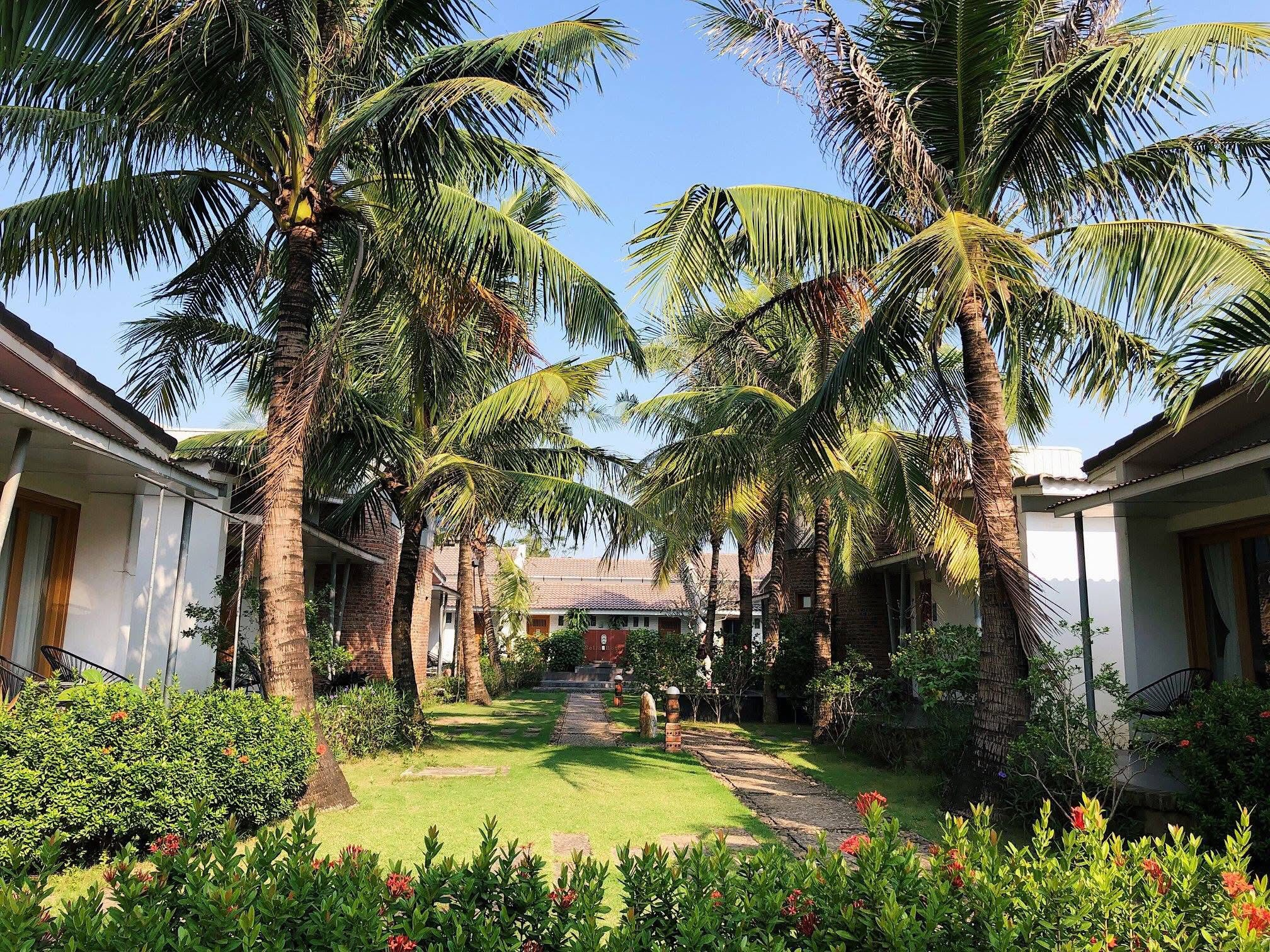 Resort nghỉ dưỡng giữa thiên nhiên xanh mát, không gian hài hòa, yên bình và thư giãn