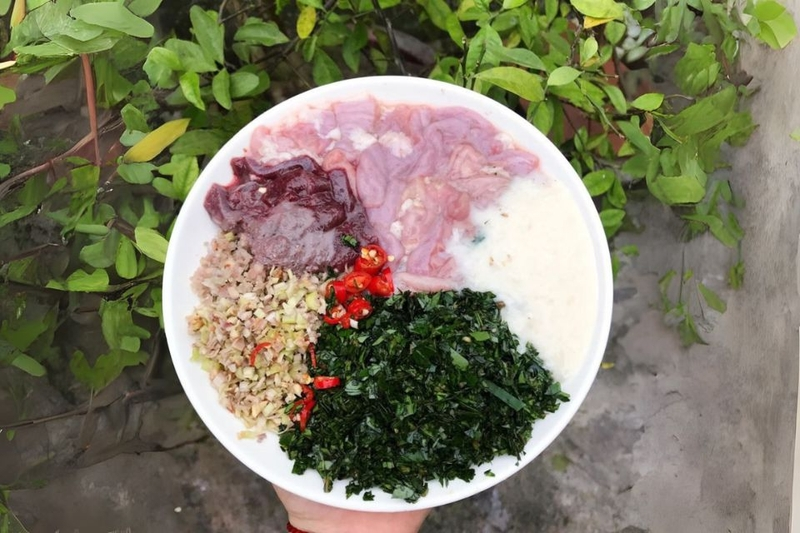 Nguyên liệu giản dị, đúng chuẩn để nấu canh lá đắng Thanh Hóa