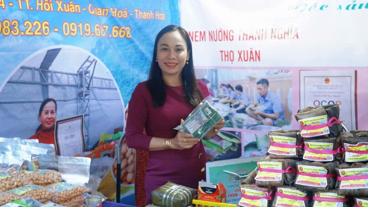 Nem nướng Thành Nghĩa giữ trọn hương vị truyền thống qua nhiều thế hệ