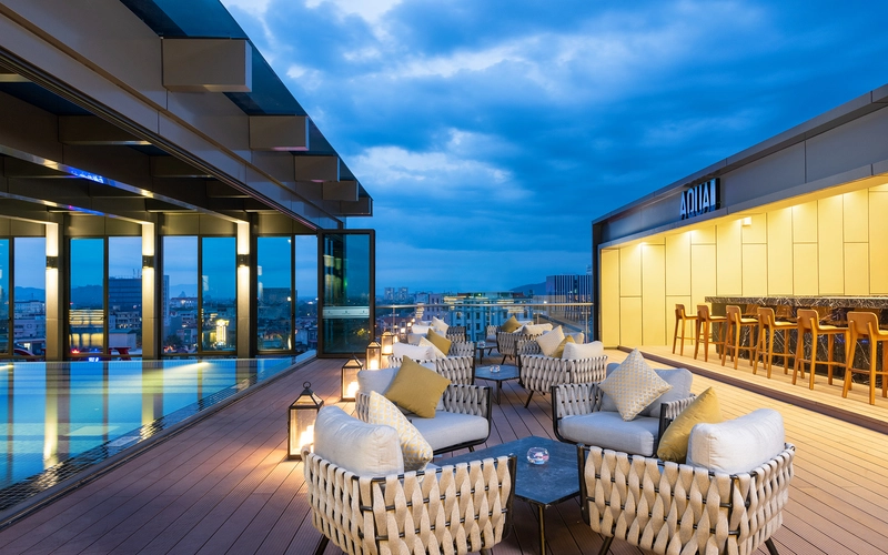 Khu nghỉ dưỡng cao cấp với không gian sang trọng, view đẹp, trải nghiệm thư giãn đẳng cấp.