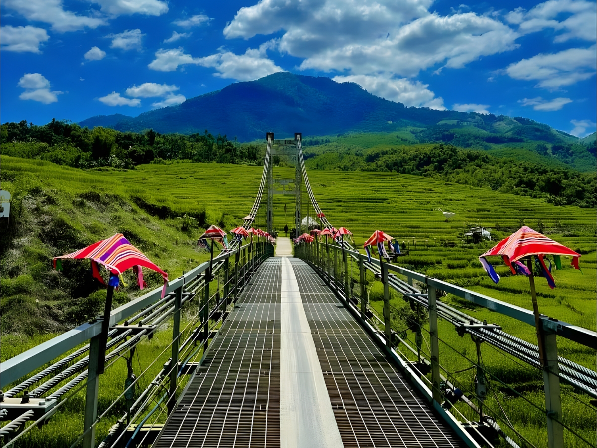 Lang Chánh là điểm đến yêu thích của du khách nhờ thiên nhiên nguyên sơ và bản sắc văn hóa đậm nét.