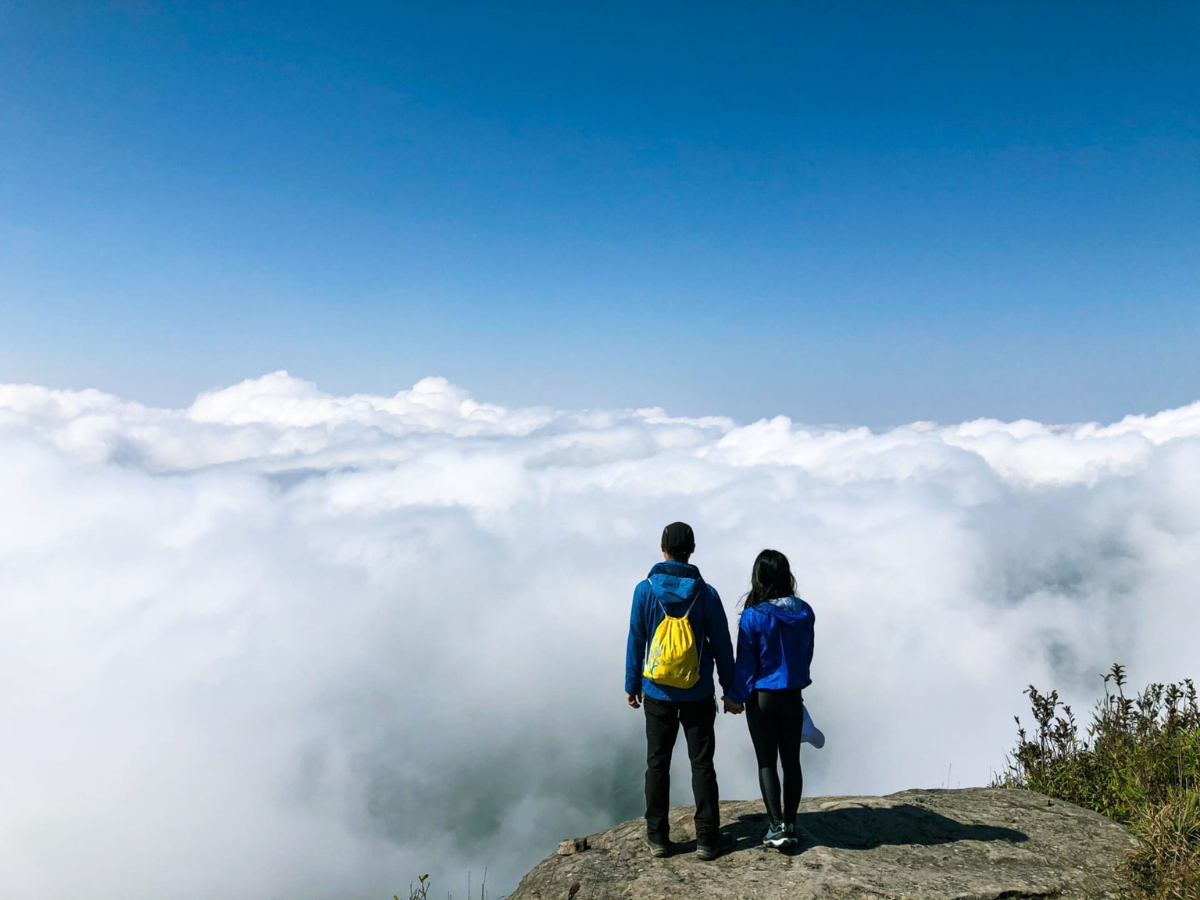 Trải nghiệm trekking và chinh phục đỉnh Pha Đén