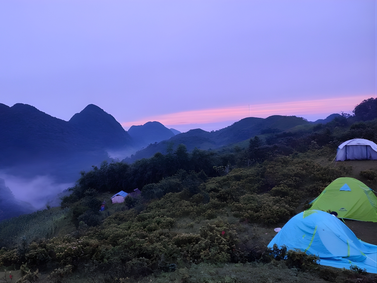 Cắm trại và săn mây tại Pù Luông