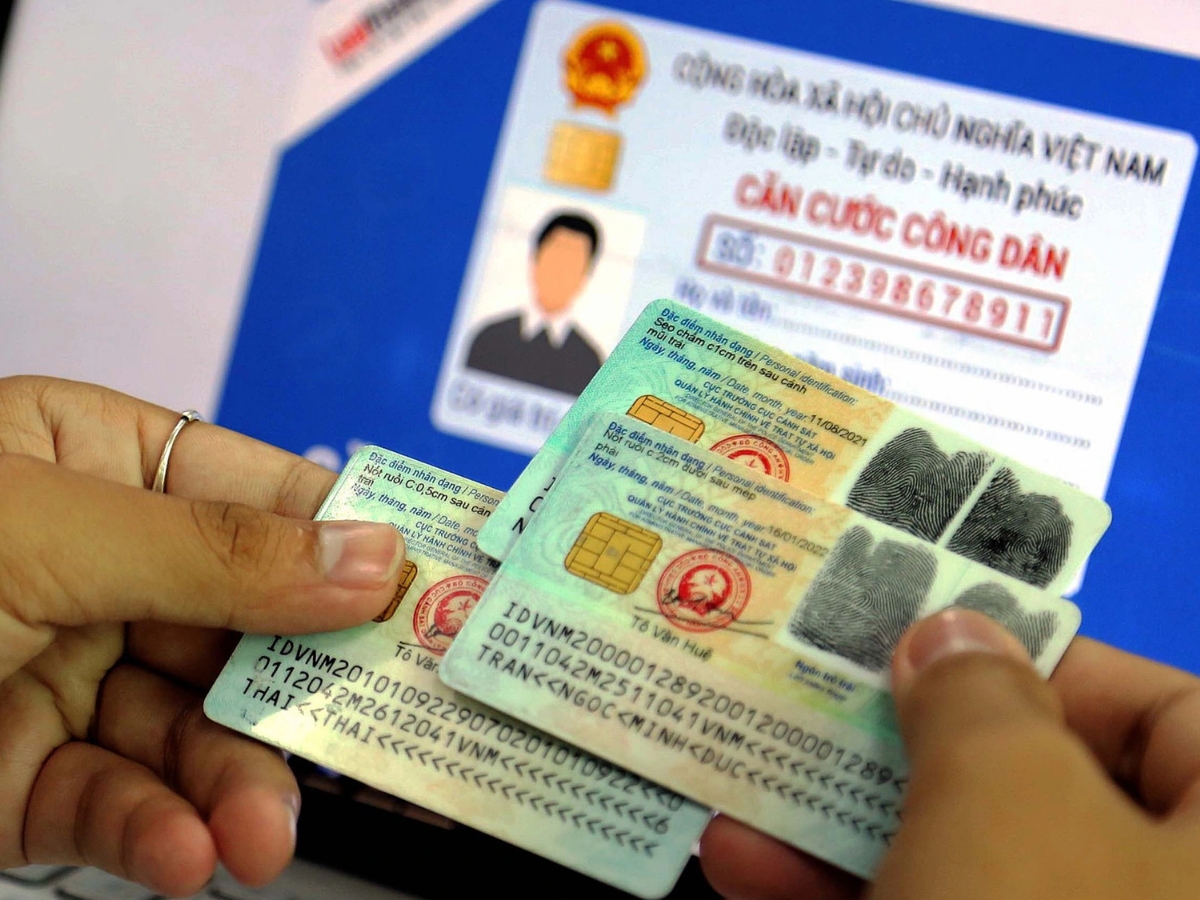 Chuẩn bị đầy đủ giấy tờ cá nhân và để ở vị trí dễ lấy để thuận tiện khi làm thủ tục