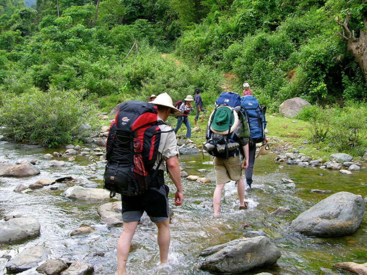Chuẩn bị các vật dụng cần thiết nếu muốn trekking Pù Luông