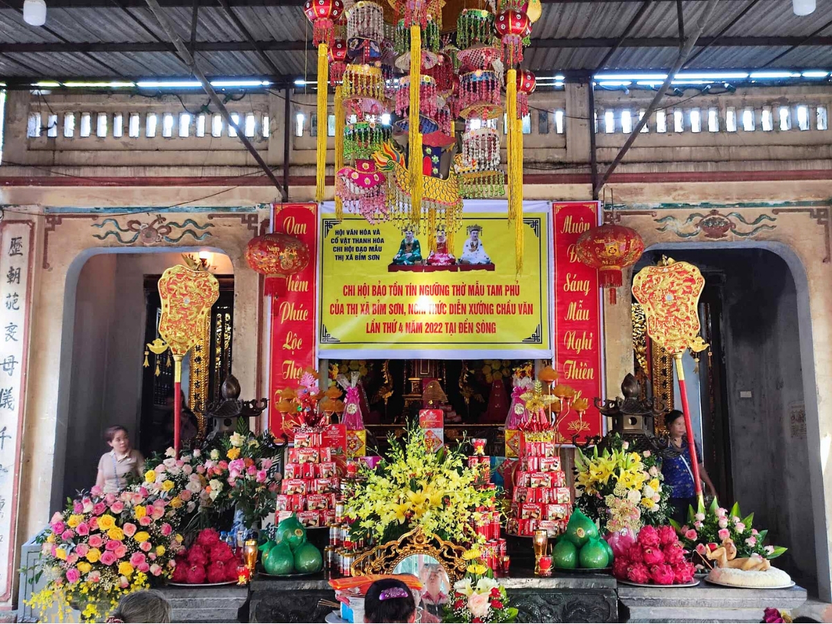 Lễ hội Đền Sòng – Phủ Na với không khí linh thiêng và trang nghiêm