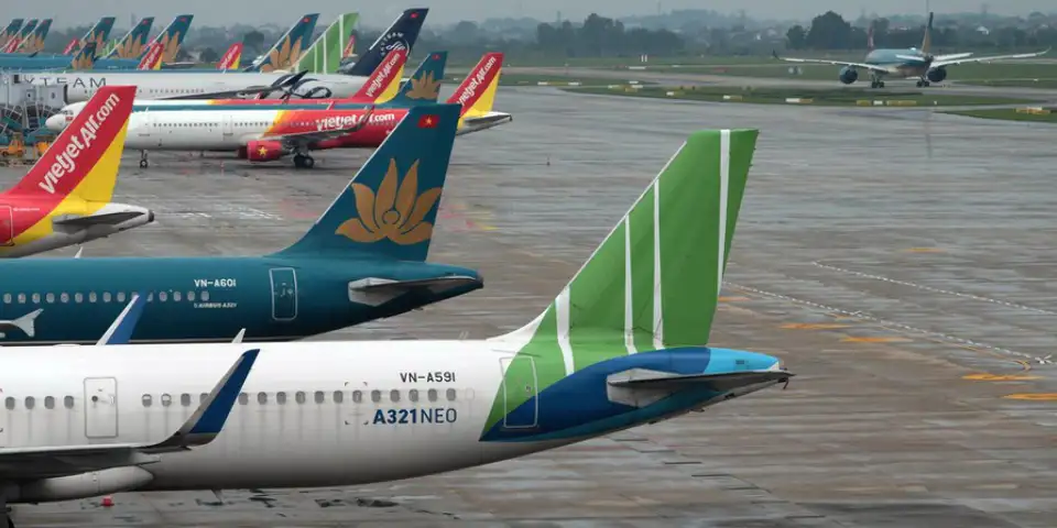 Máy bay Airbus A320/A321 của các hãng nội địa khai thác thường xuyên tại sân bay Thọ Xuân.