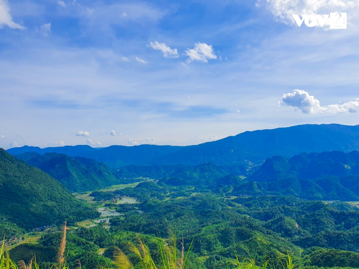Son Bá Mười - “Người đẹp ngủ quên” trong núi rừng Pù Luông