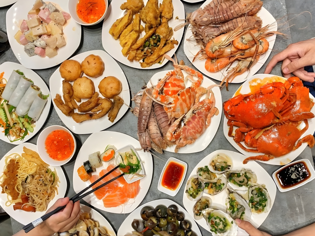 Sầm Sơn nổi tiếng với nguồn hải sản tươi ngon, phong phú.