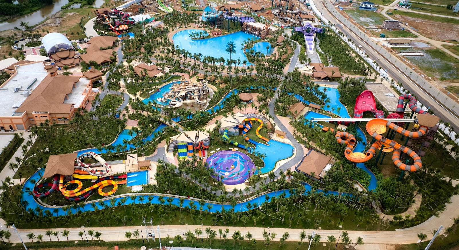 Sun World Sam Son là tổ hợp vui chơi giải trí quy mô lớn, phù hợp với cả gia đình.