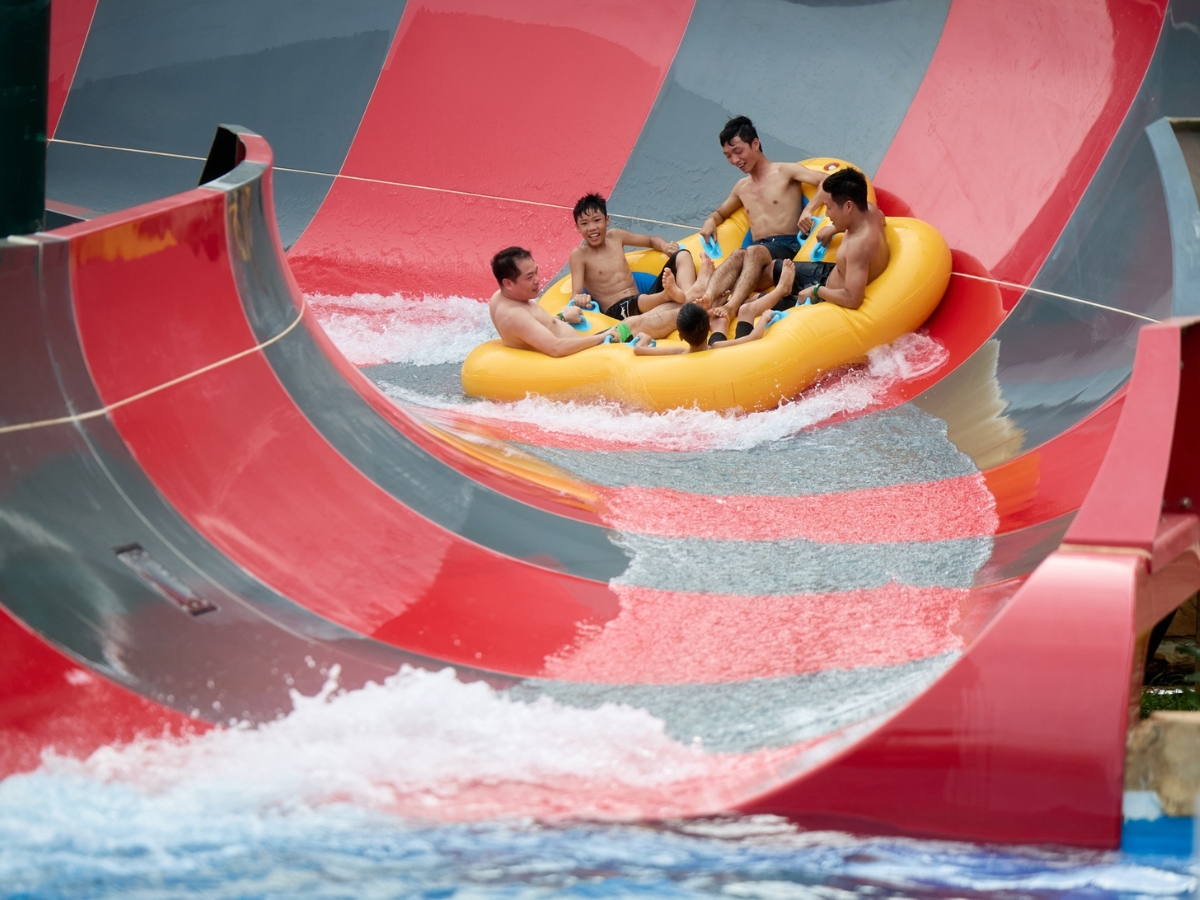 Du khách có thể thoải mái vui chơi tại Sun World Sam Son
