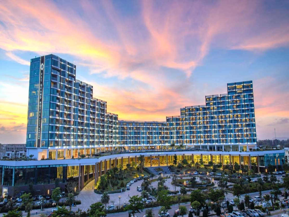 Lưu trú tại khách sạn gần Sun World Sam Son mang đến sự thuận tiện và trải nghiệm du lịch trọn vẹn.