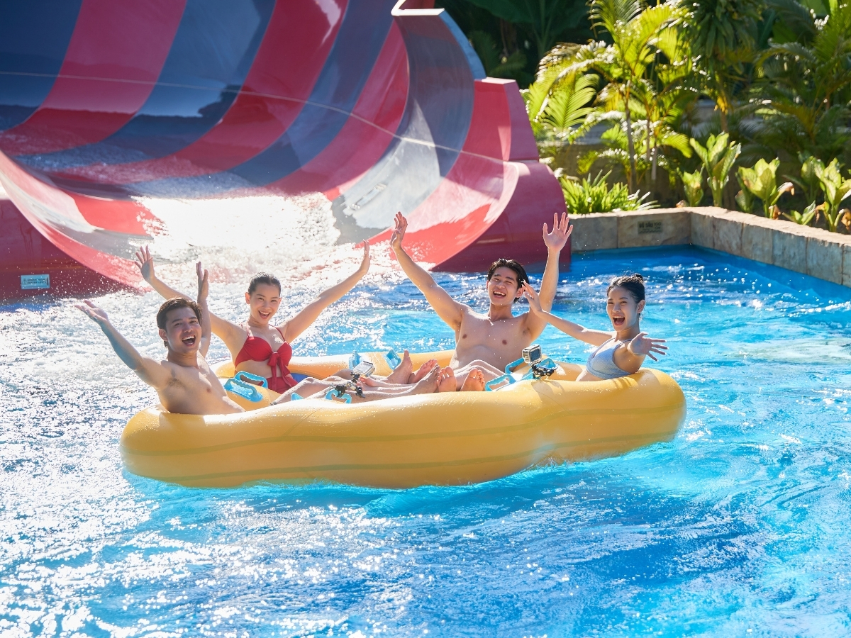 Sun World Sam Son là địa điểm vui chơi giải trí hàng đầu Bắc Trung Bộ. Sun World Sam Son là địa điểm vui chơi giải trí hàng đầu Bắc Trung Bộ.