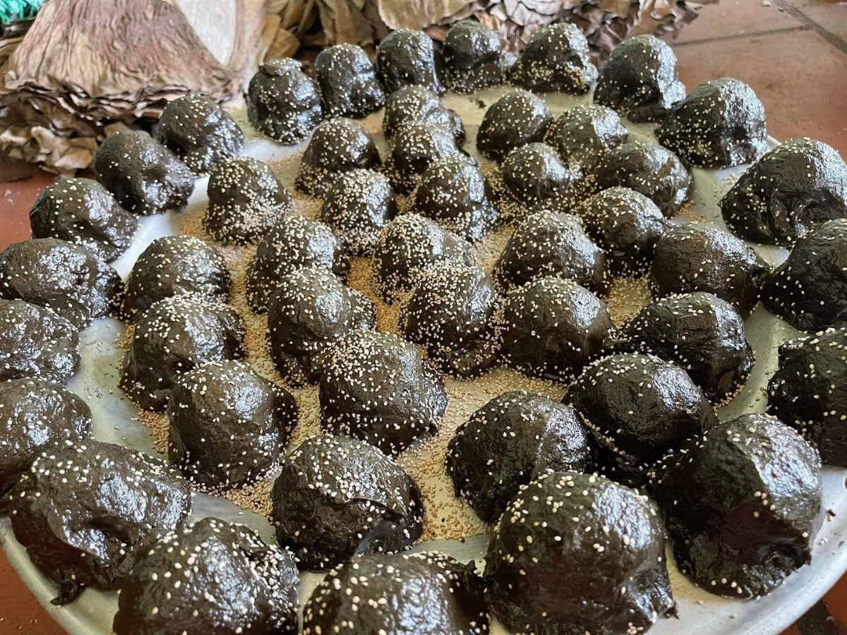 Bánh gai Tứ Trụ là đặc sản có từ lâu đời