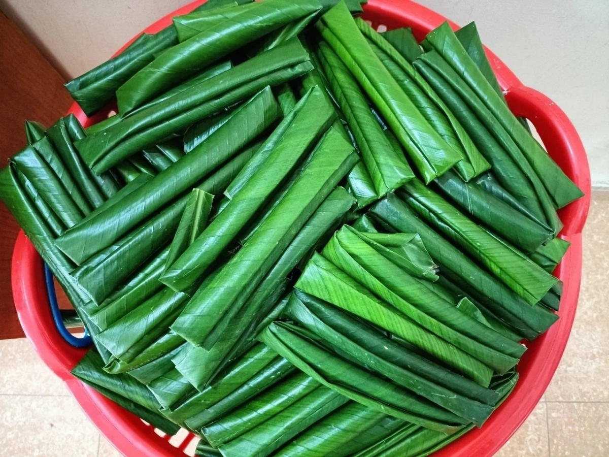 Lô bánh mới ra lò tại một cơ sở bánh răng bừa Xuân Lập. Lô bánh mới ra lò tại một cơ sở bánh răng bừa Xuân Lập.