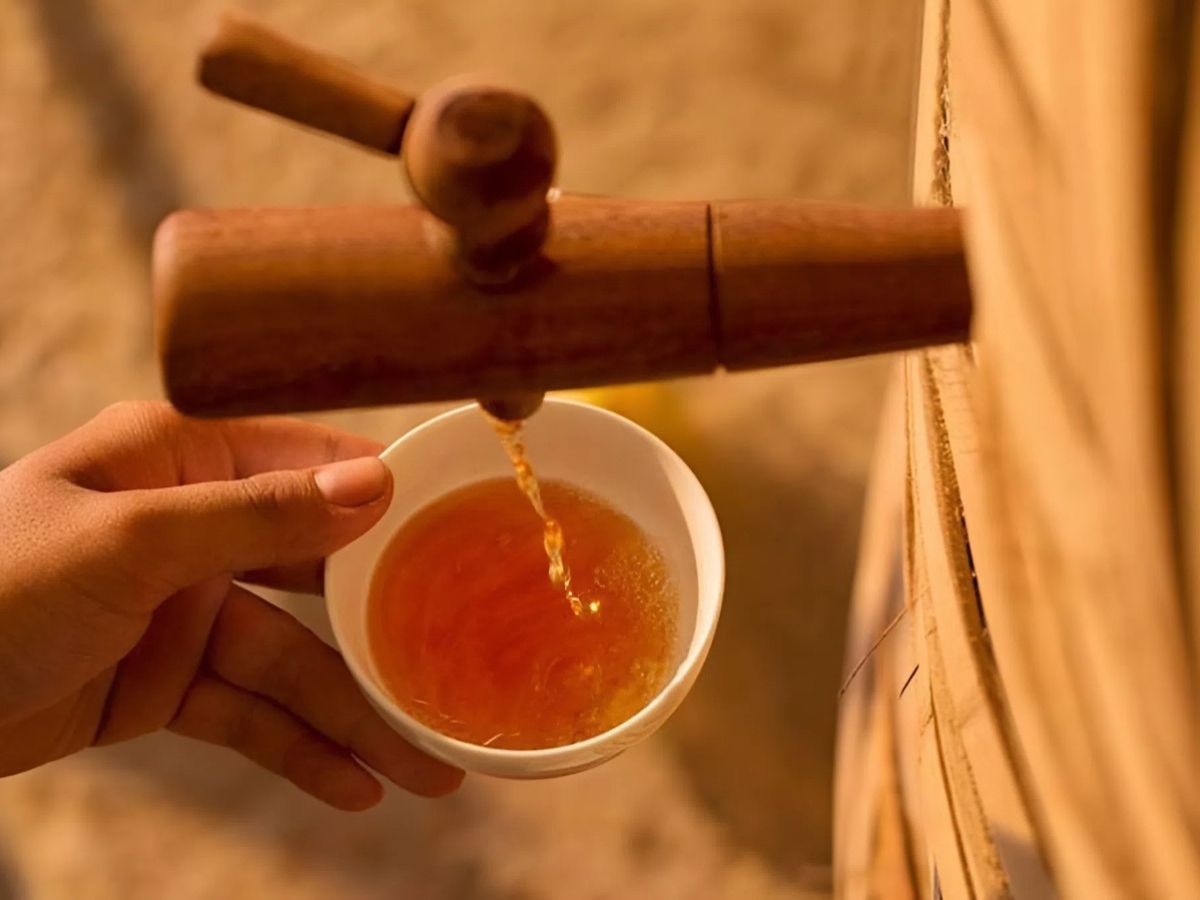 Nước mắm Do Xuyên có hương thơm dịu nhẹ, không bị mặn gắt và để lại hậu vị ngọt khi thưởng thức Nước mắm Do Xuyên có hương thơm dịu nhẹ, không bị mặn gắt và để lại hậu vị ngọt khi thưởng thức