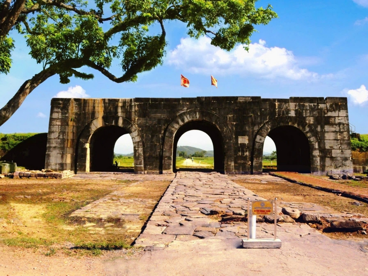 Thành Nhà Hồ là công trình lịch sử được UNESCO công nhận.