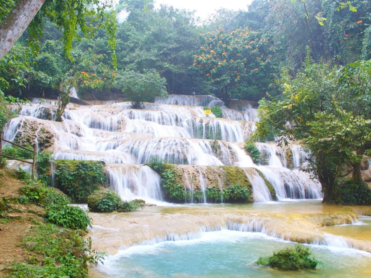 Thác Mây là điểm đến không thể bỏ qua tại xứ Thanh. 