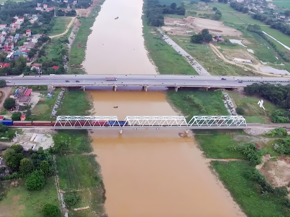 Cầu Đò Lèn là biểu tượng văn hóa, niềm tự hào của người dân xứ Thanh. Cầu Đò Lèn là biểu tượng văn hóa, niềm tự hào của người dân xứ Thanh.