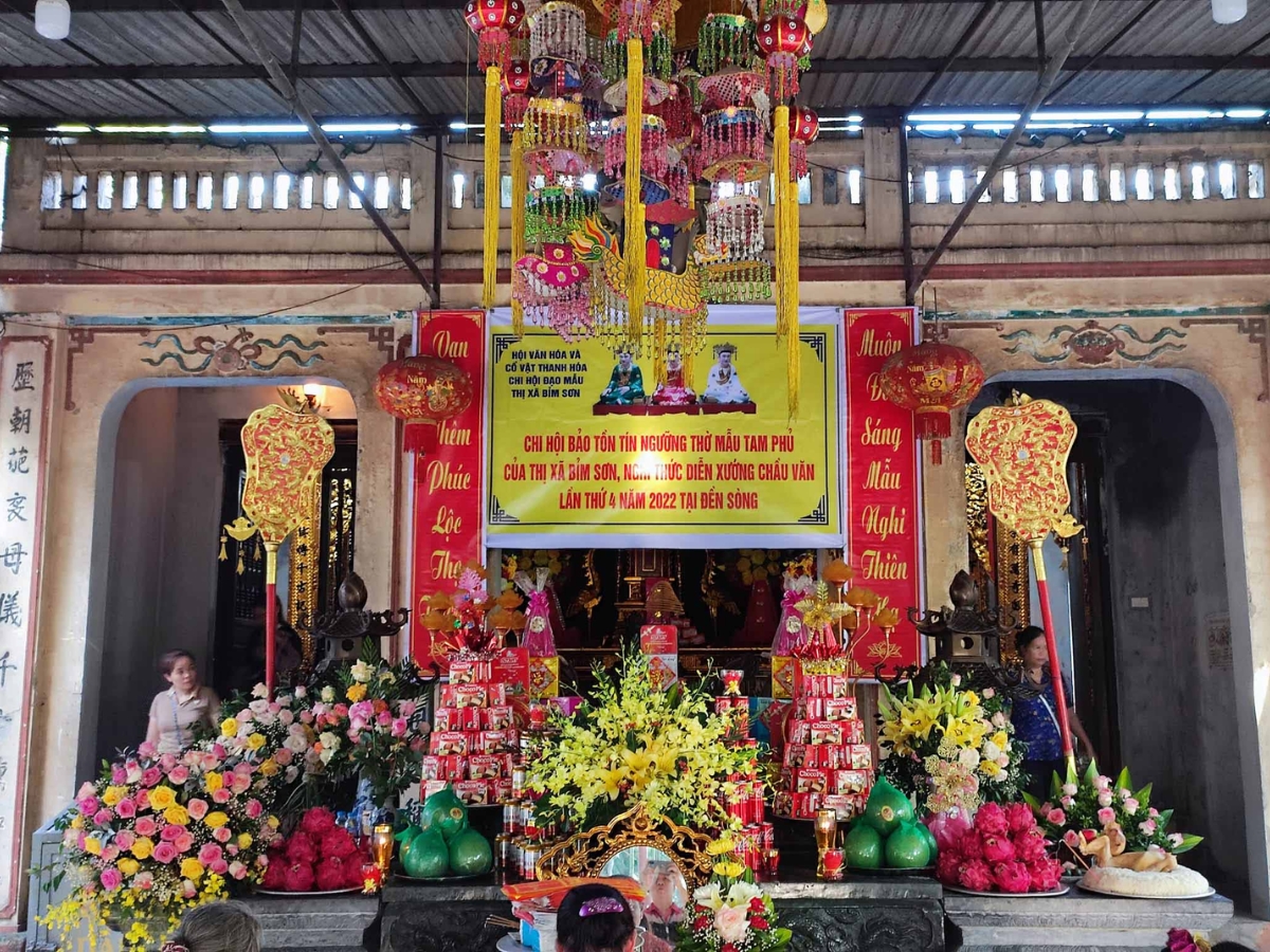 Đền Sòng Sơn là nơi thờ phụng Mẫu Liễu Hạnh.