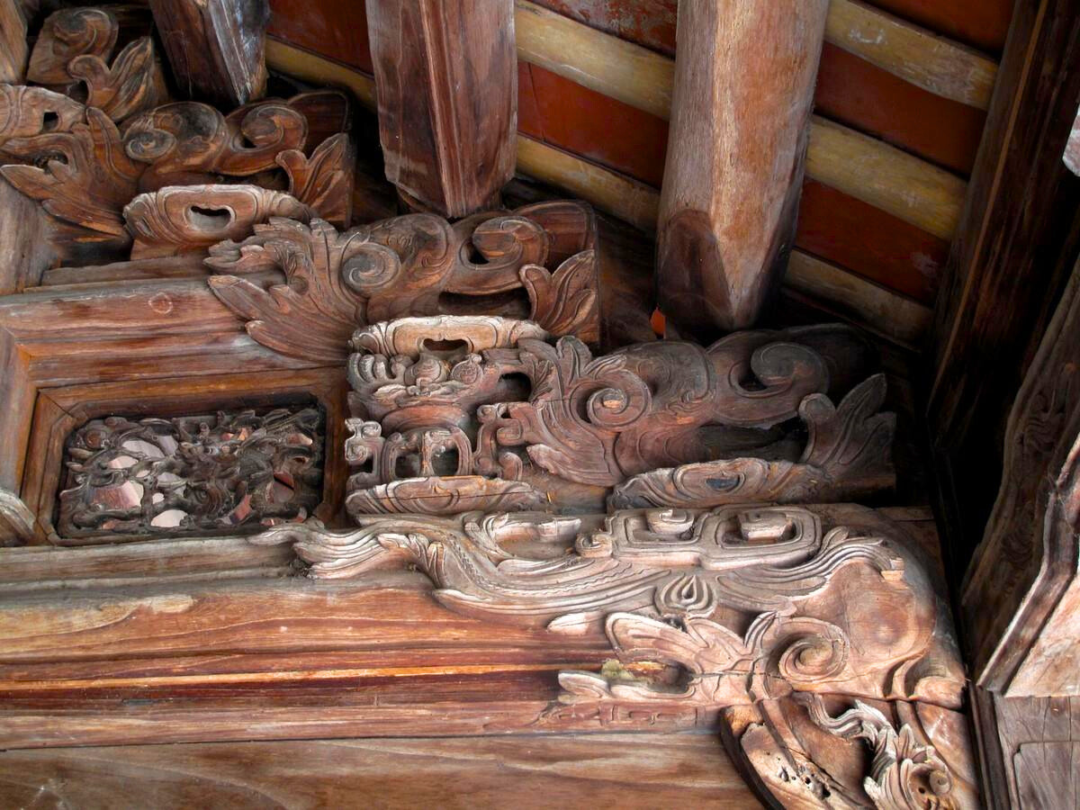 Nghề mộc luôn giữ vị trí trọng yếu trong đời sống kinh tế, xã hội của làng Đạt Tài nói riêng và xã Hoằng Hóa nói chung.