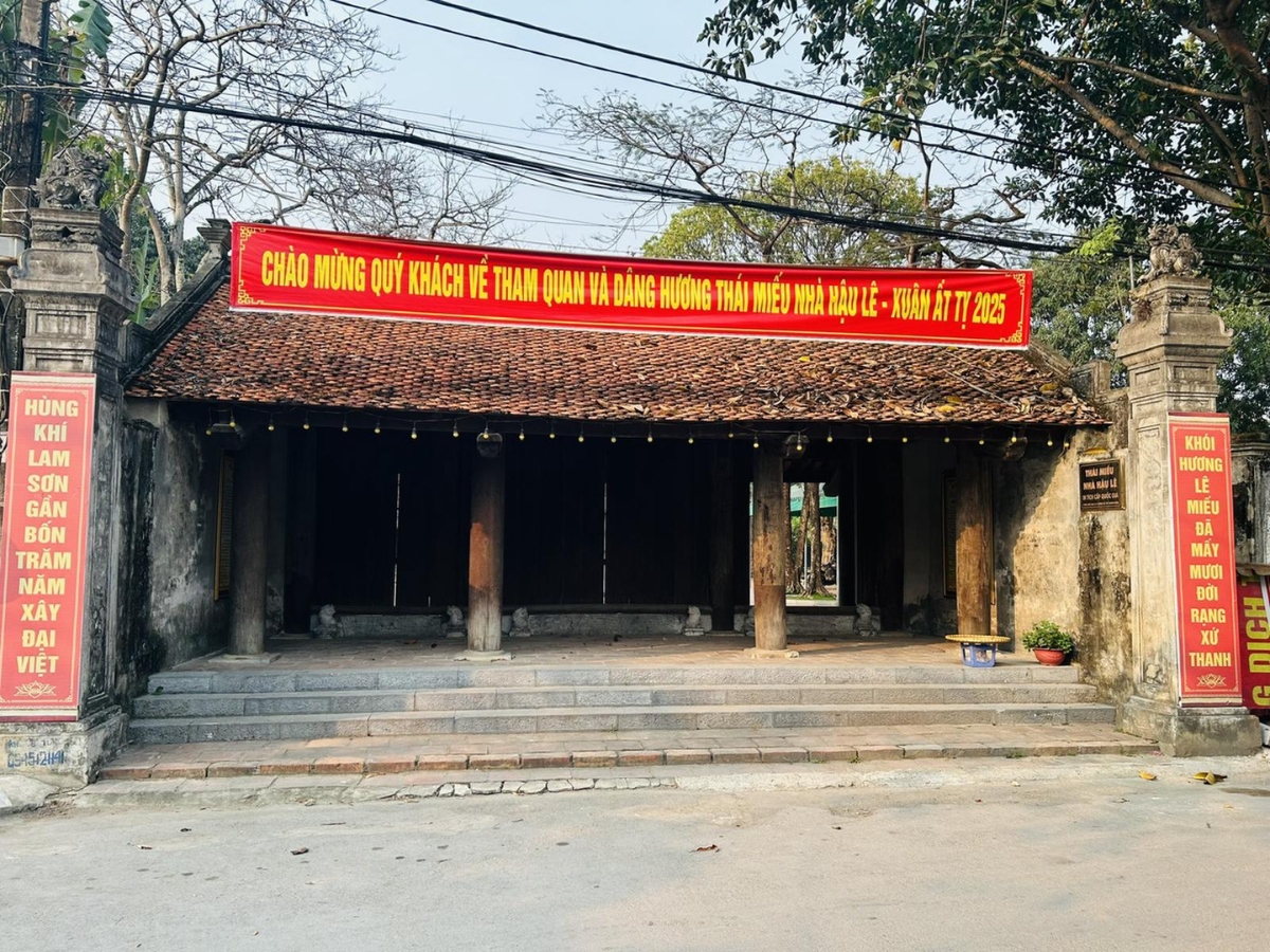 Thái miếu nhà Hậu Lê tọa lạc tại phường Hạc Thành, tỉnh Thanh Hóa. 