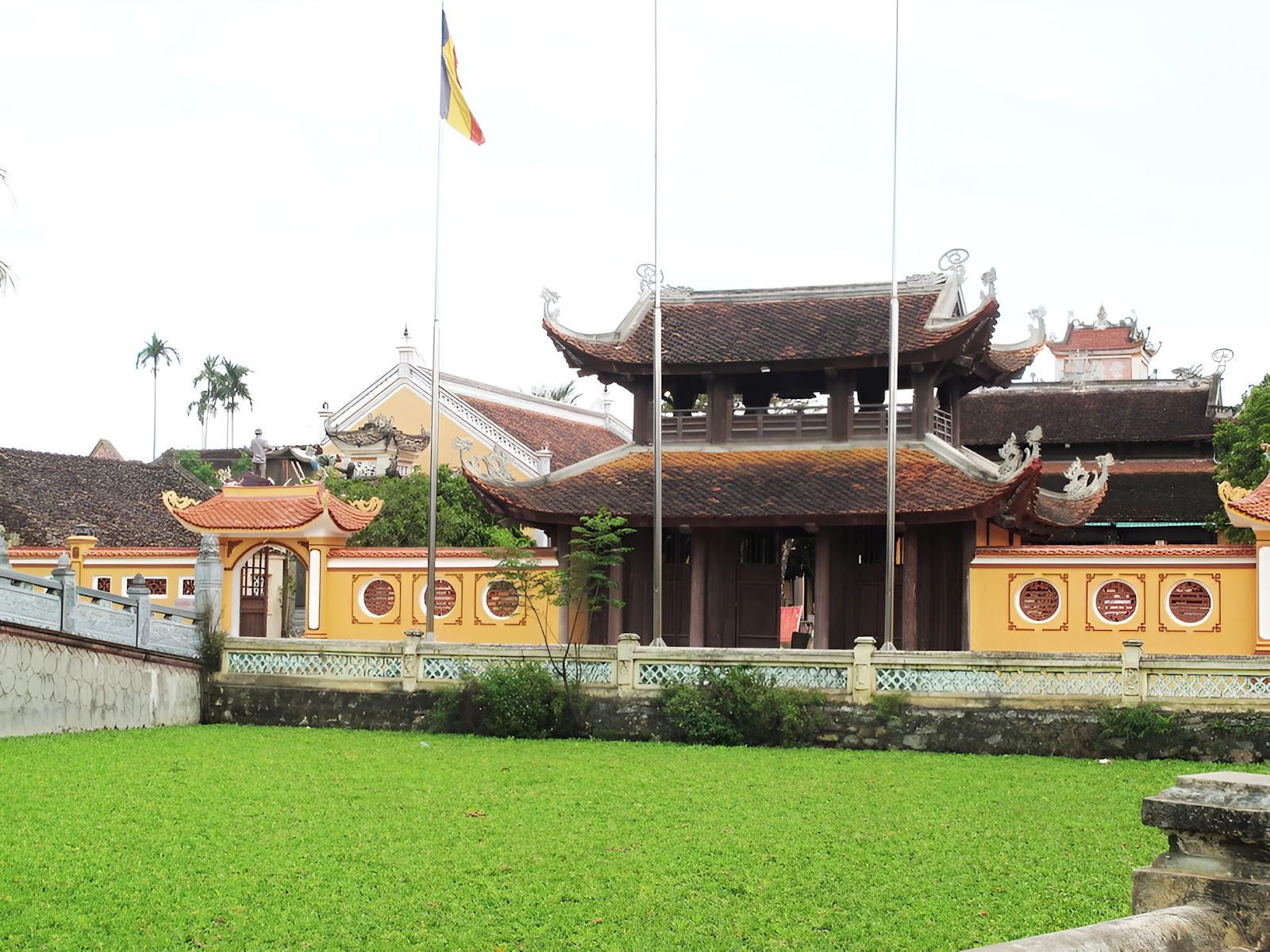 Chùa Sùng Nghiêm Diên Thánh – di tích quốc gia cổ kính, điểm đến tâm linh tiêu biểu. Chùa Sùng Nghiêm Diên Thánh – di tích quốc gia cổ kính, điểm đến tâm linh tiêu biểu.