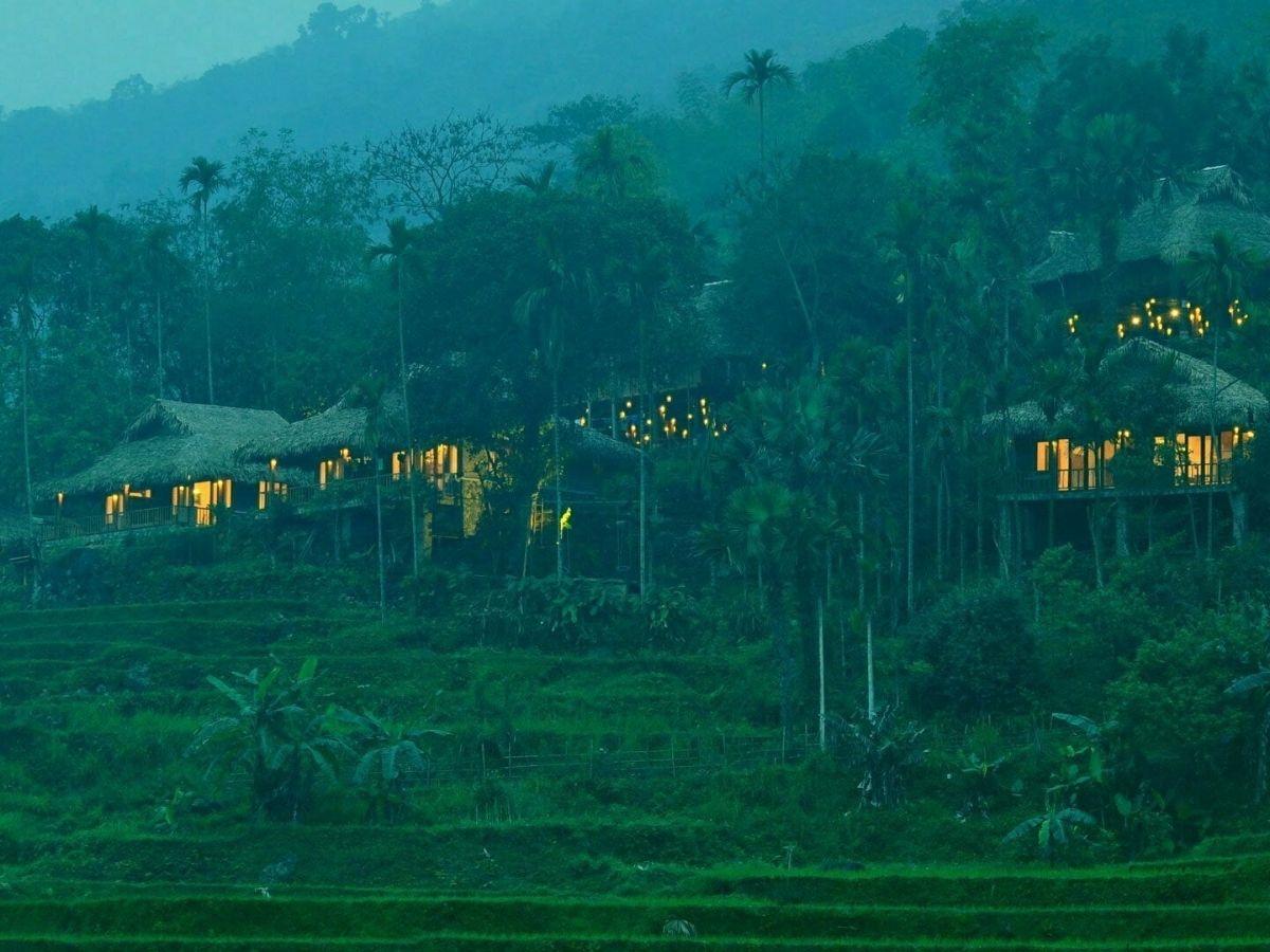 Puluong Casa Retreat thuộc phân khúc nghỉ dưỡng cao cấp tại vườn quốc gia Pù Luông. Puluong Casa Retreat thuộc phân khúc nghỉ dưỡng cao cấp tại vườn quốc gia Pù Luông.