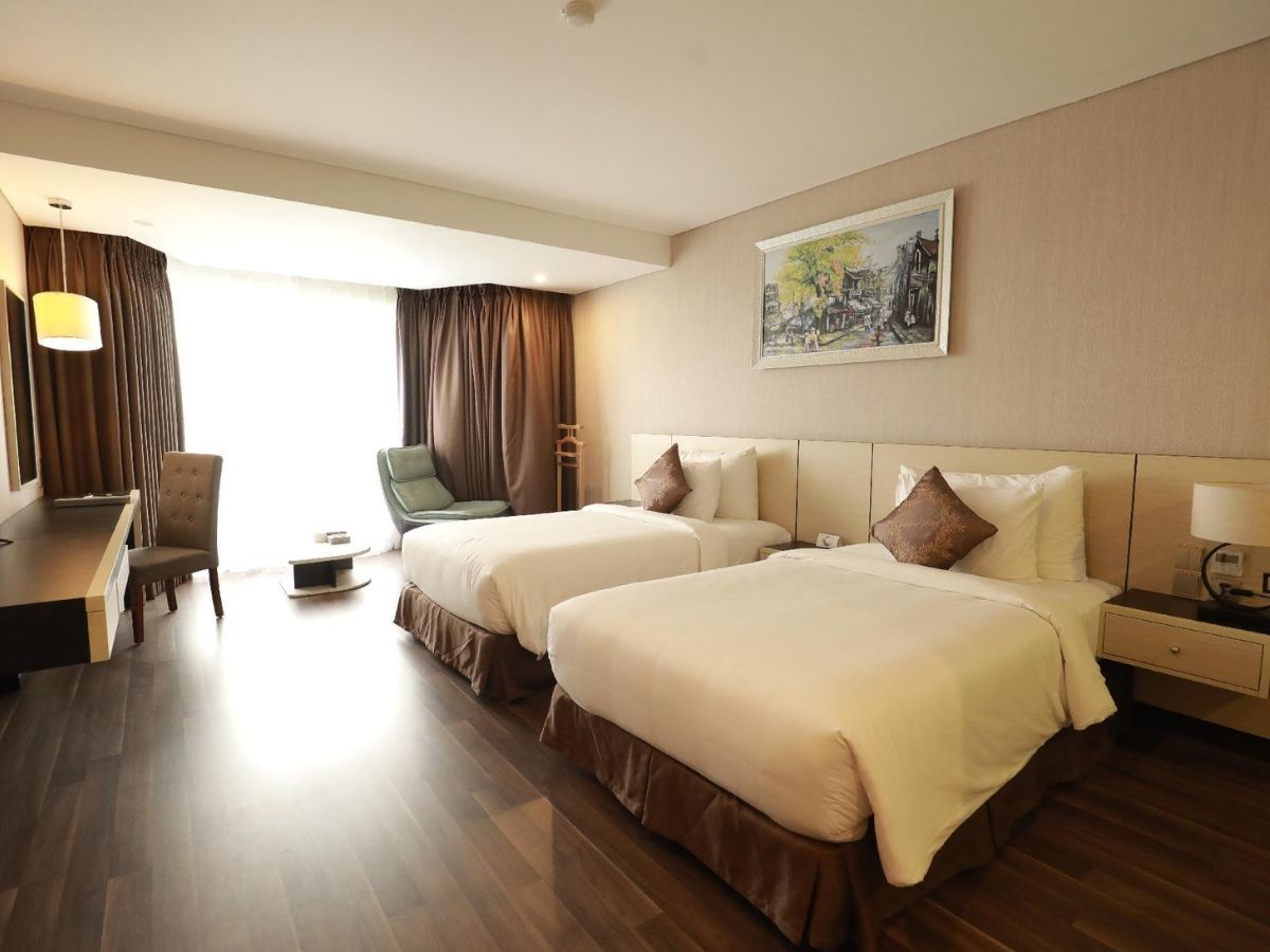 Du khách nên đặt phòng khách sạn Tết từ sớm tránh tình trạng hết phòng. Du khách nên đặt phòng khách sạn Tết từ sớm tránh tình trạng hết phòng.