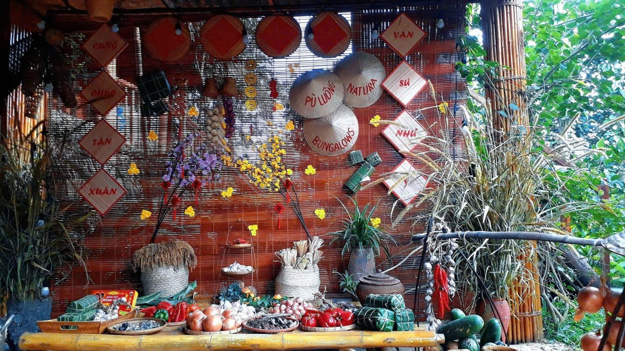 Pu Luong Natura Bungalow với một góc Tết rất “riêng”.