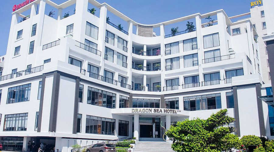 Dragon Sea Hotel Sầm Sơn – resort Tết hiện đại, gần biển và khu vui chơi.