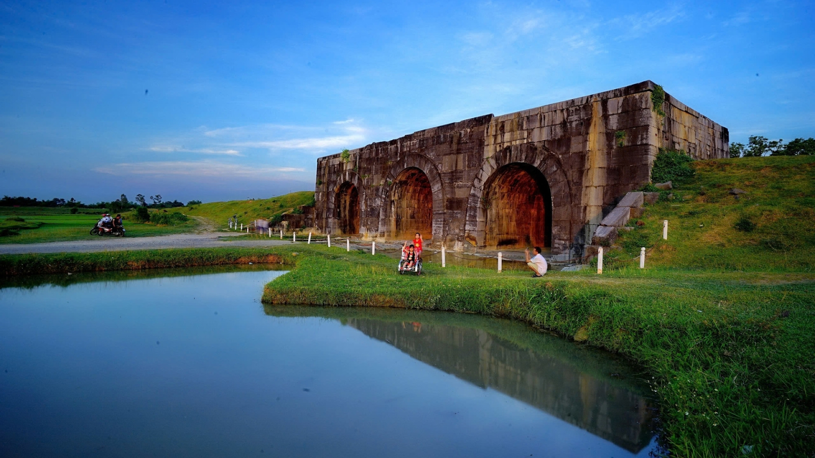 Hơn 600 năm trầm mặc, Thành Nhà Hồ vẫn hiên ngang với thời gian