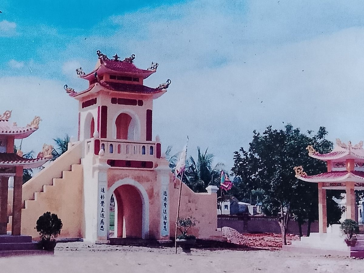 Chùa Trần bên sông Đò Lèn có nhiều lễ hội truyền thống được tổ chức hàng năm. (Nguồn: Sưu tầm)