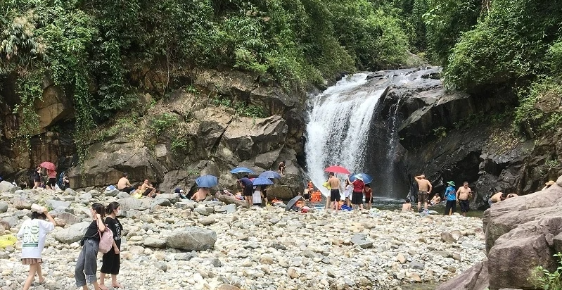 Cách di chuyển đến thác Hón Yên Thường Xuân