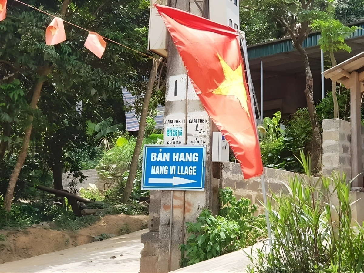 Bản Hang thuộc xã Phú Lệ, tỉnh Thanh Hóa